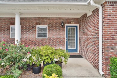 320HibiscusWay-03
