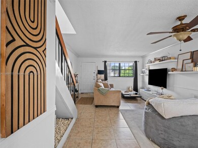 5089 W 12th Ln unit D5, Hialeah, FL 33012 - photo 5