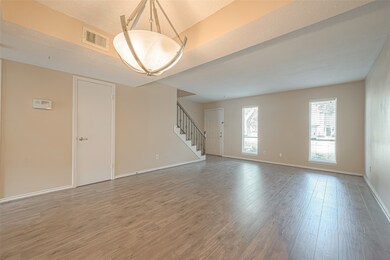 10217 Longmont Dr unit 36, Houston, TX 77042 - photo 7