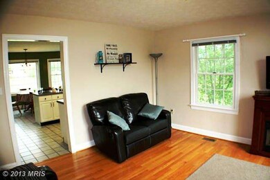 304 Periwinkle Ln, New Market, VA 22844 - photo 5