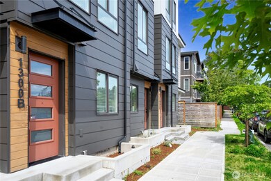 1300 E Remington Ct unit B, Seattle, WA 98122 - photo 3