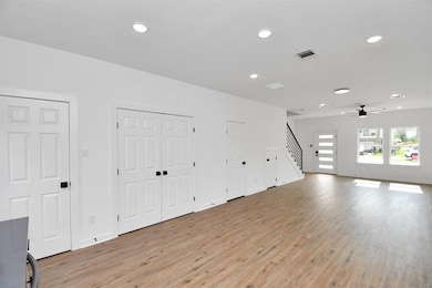 8418 Observatory St unit B, Houston, TX 77088 - photo 7