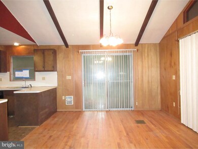 149 Hillside Dr, Hawley, PA 18428 - photo 3