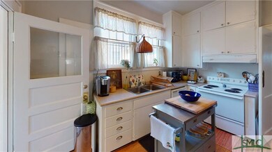 213 E 52nd St, Savannah, GA 31405 - photo 4