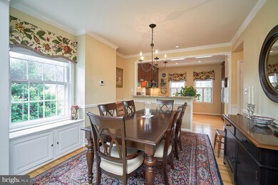 3551 Hamlet Place, Chevy Chase, MD 20815 - photo 7