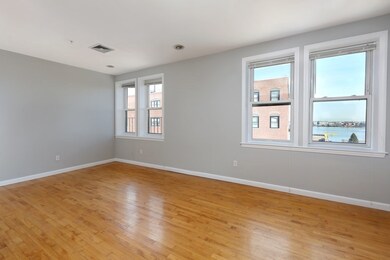 464 Hanover St unit 14, Boston, MA 02113 - photo 3