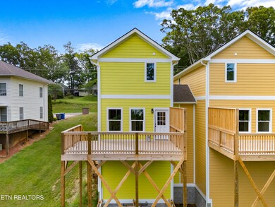 034-270WestMainStreet-ABC-Dandridge-TN-3
