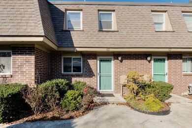 38 Walcott Valley Dr unit 38, Hopkinton, MA 01748 - photo 3