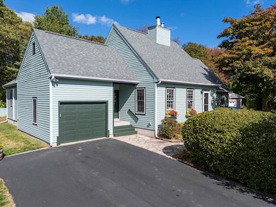 82 Foster Sheldon Rd, Wakefield, RI 02879 - photo 3