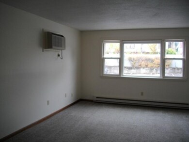 73 E Broadway unit V, Derry, NH 03038 - photo 4