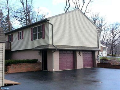 314 Lutz Dr, Reading, PA 19606 - photo 6