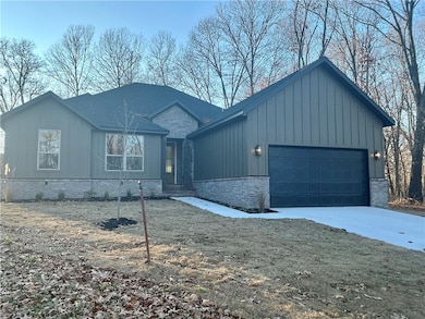 4 Arthur Cir, Bella Vista, AR 72715 - photo 2