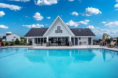 Community Pool and Clubhouse for all Residents!