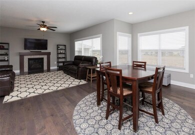 9640 Marnewood Dr, Johnston, IA 50131 - photo 7