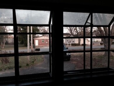 413 Curtis St, Warner Robins, GA 31093 - photo 3