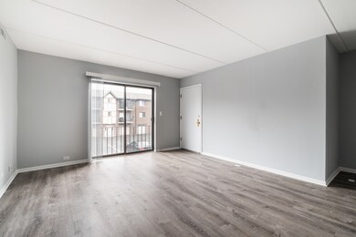 1754 S Washington St unit 1754, Naperville, IL 60565 - photo 3