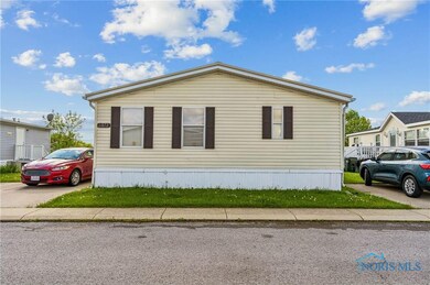 1872 Woodridge Crescent, Findlay, OH 45840 - photo 2