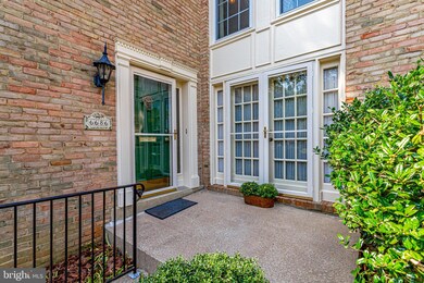 6686 Midhill Place, Falls Church, VA 22043 - photo 3