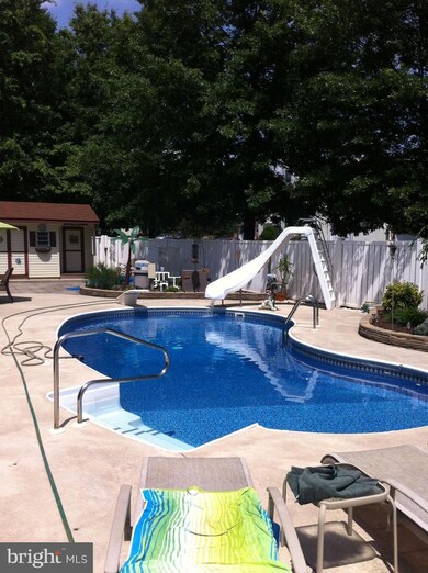 203 W 8th St, Red Hill, PA 18076 - photo 2