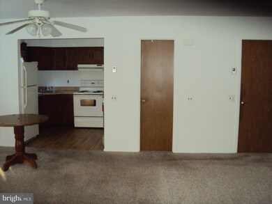 17E Sunset Rd unit E, Whiting, NJ 08759 - photo 5