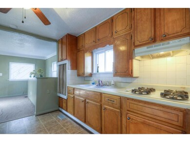 Bright Kitchen