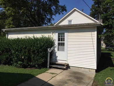 312 Fowler St, Maple Hill, KS 66507 - photo 5