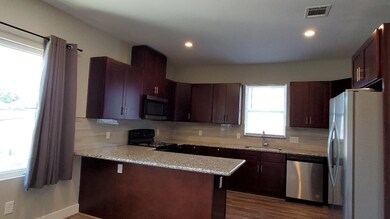 3245 Dixie Dr unit B, Houston, TX 77021 - photo 3