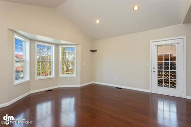 05-Living Room_SOPH4854