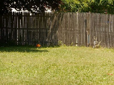 112 Prudence Ave, Providence, RI 02909 - photo 3