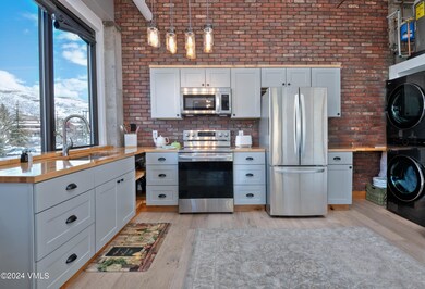 70-Benchmark-201-MLS_09