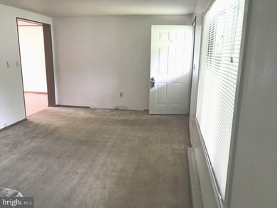 8220 Hollow Rd, Middletown, MD 21769 - photo 5