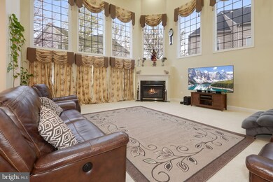 25709 Summerbank Ct, Chantilly, VA 20152 - photo 5