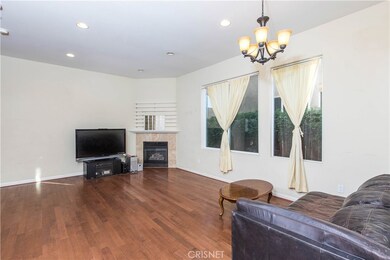 14713 Forest Edge Dr, Sylmar, CA 91342 - photo 6