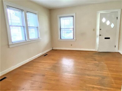 420 W 21st St, Anderson, IN 46016 - photo 3