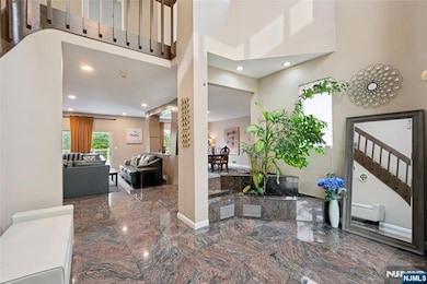 8 Vanderbilt Dr, Livingston, NJ 07039 - photo 4