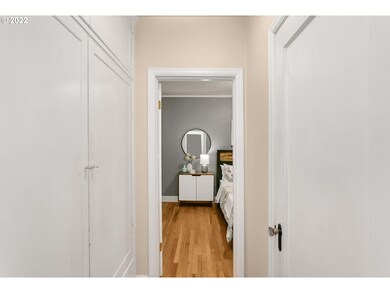 711 NE Randall Ave unit 102, Portland, OR 97232 - photo 7