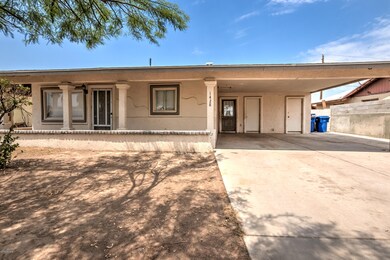 1428 S Hedge-2