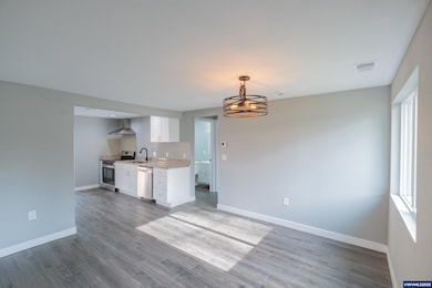 995 Fairview Ave SE, Salem, OR 97302 - photo 3