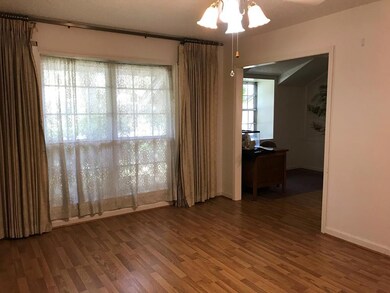 2729 Encino Ave, Bay City, TX 77414 - photo 4