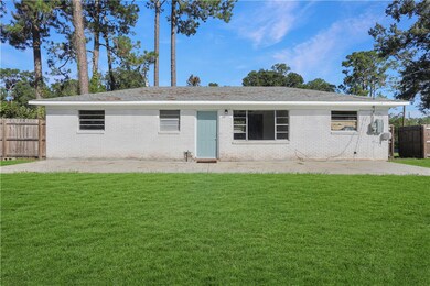 806 S Macon St, Jesup, GA 31545 - photo 2