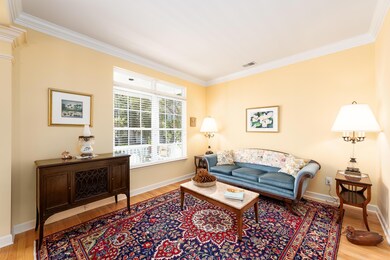 Formal sitting/office