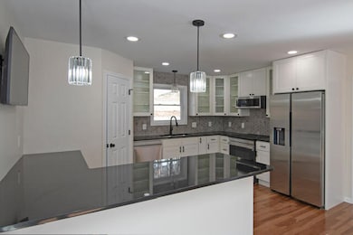 205 MacKle Point unit Point, Lewisburg, WV 24901 - photo 6