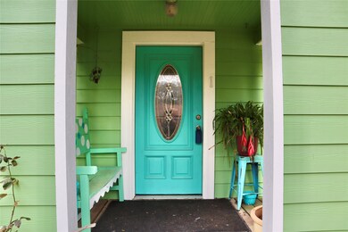 815 W Willis St, Alvin, TX 77511 - photo 5