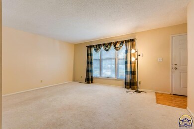 3712 SW 34th St, Topeka, KS 66614 - photo 7