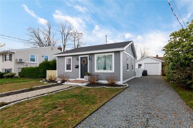 20 Mumford Ave, Newport, RI 02840 - photo 4