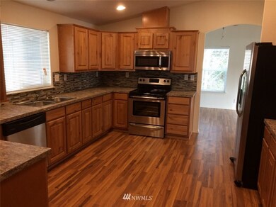 unlisted-address, Federal Way, WA 98003 - photo 5