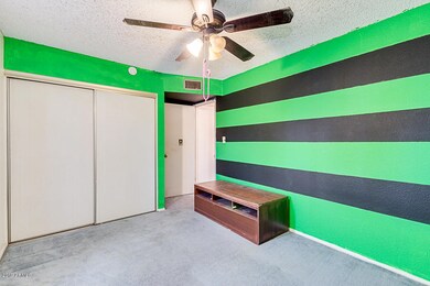 Secondary Bedroom (2)