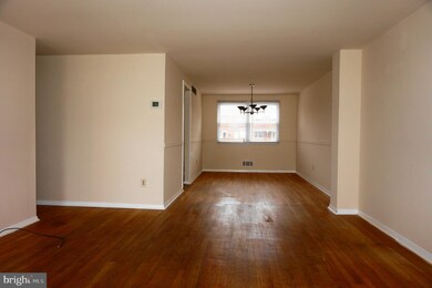 1006 Middleborough Rd, Essex, MD 21221 - photo 4