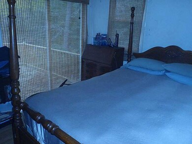 824 Middlebridge Rd, Wakefield, RI 02879 - photo 5