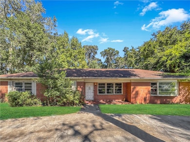 1918 E 63rd St, Savannah, GA 31404 - photo 3